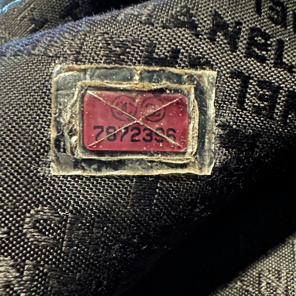 🔥 RARE Chanel Olsen Lambskin Hobo Bag - Picture 11 of 16